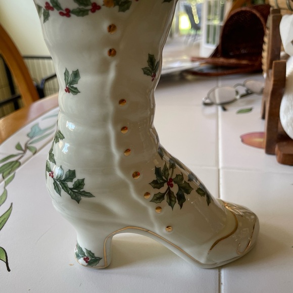 Formalities Victorian Holly Boot - Picture 3 of 6
